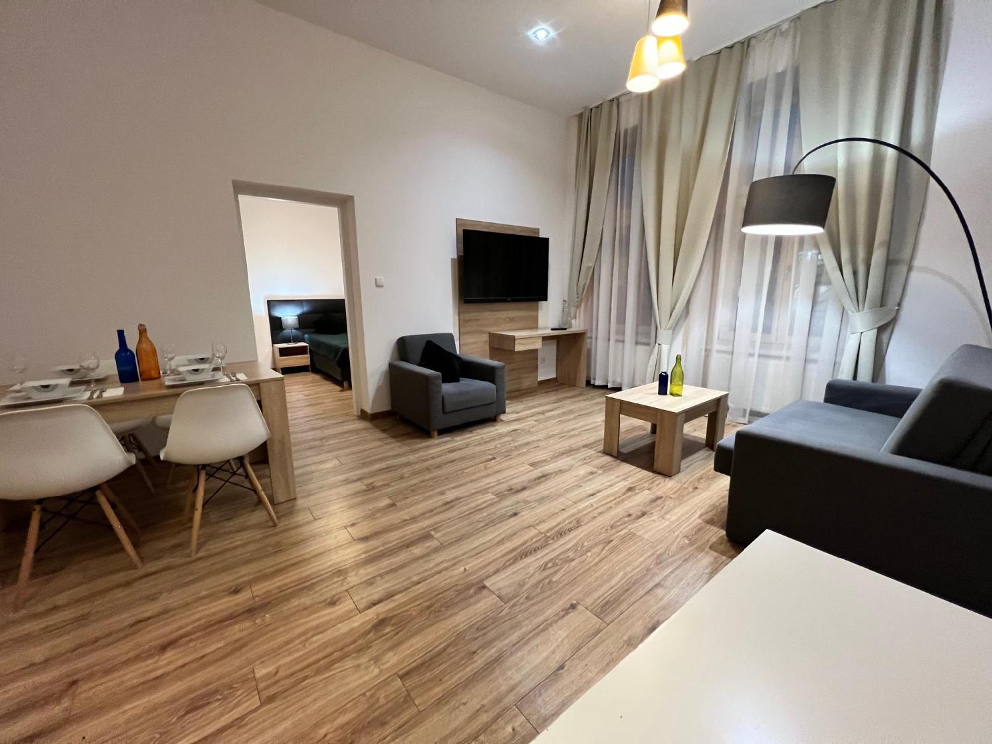 קרקוב P&J Apartments Lubicz מראה חיצוני תמונה