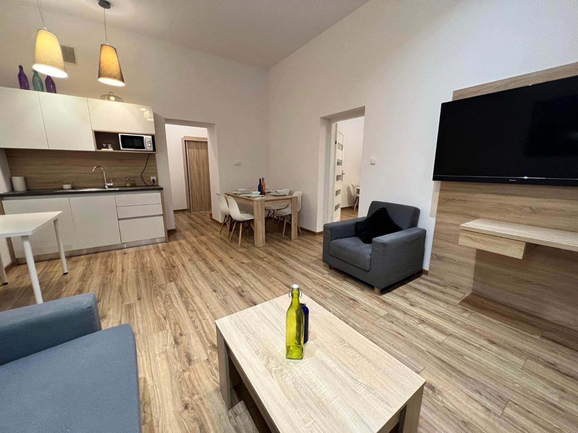 קרקוב P&J Apartments Lubicz מראה חיצוני תמונה